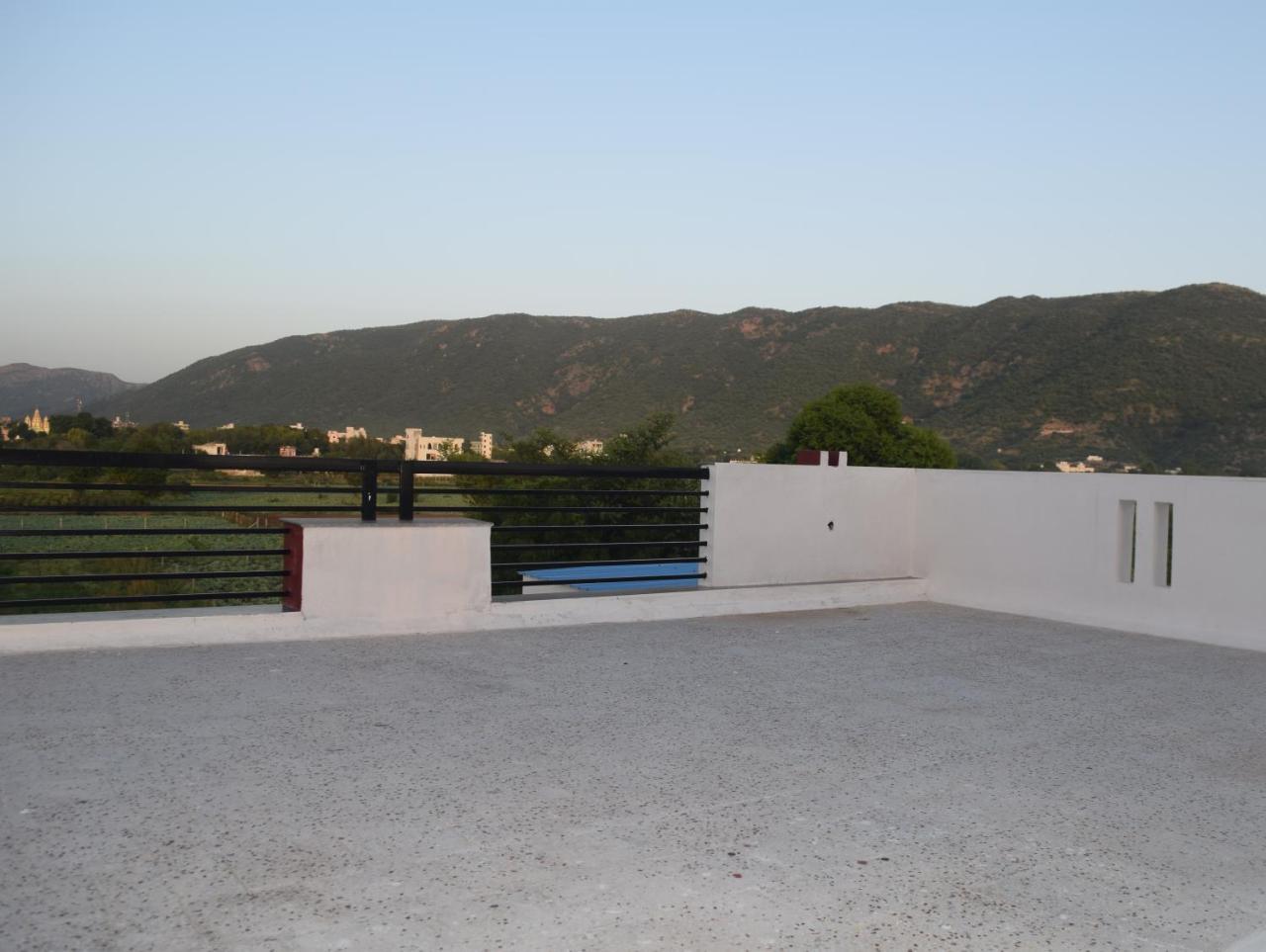 The Natural View Pushkar Bagian luar foto